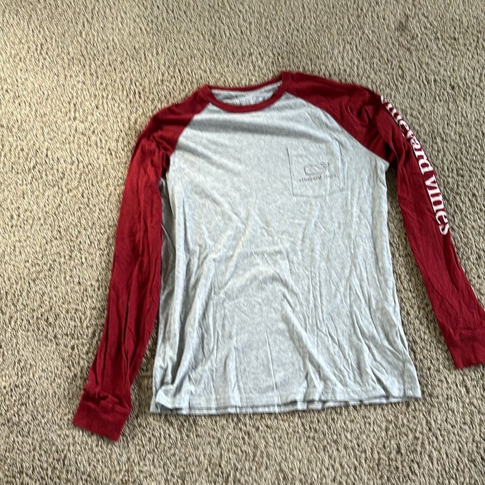 Vineyard Vines size small long sleeve shirt